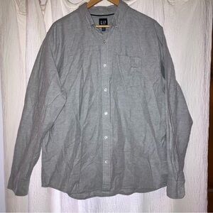 GAP Men's Button-Down Shirt in Light Gray